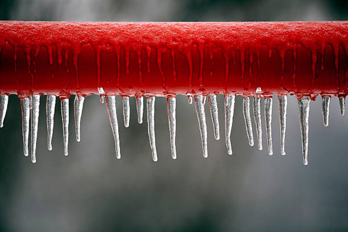 red frozen pipe